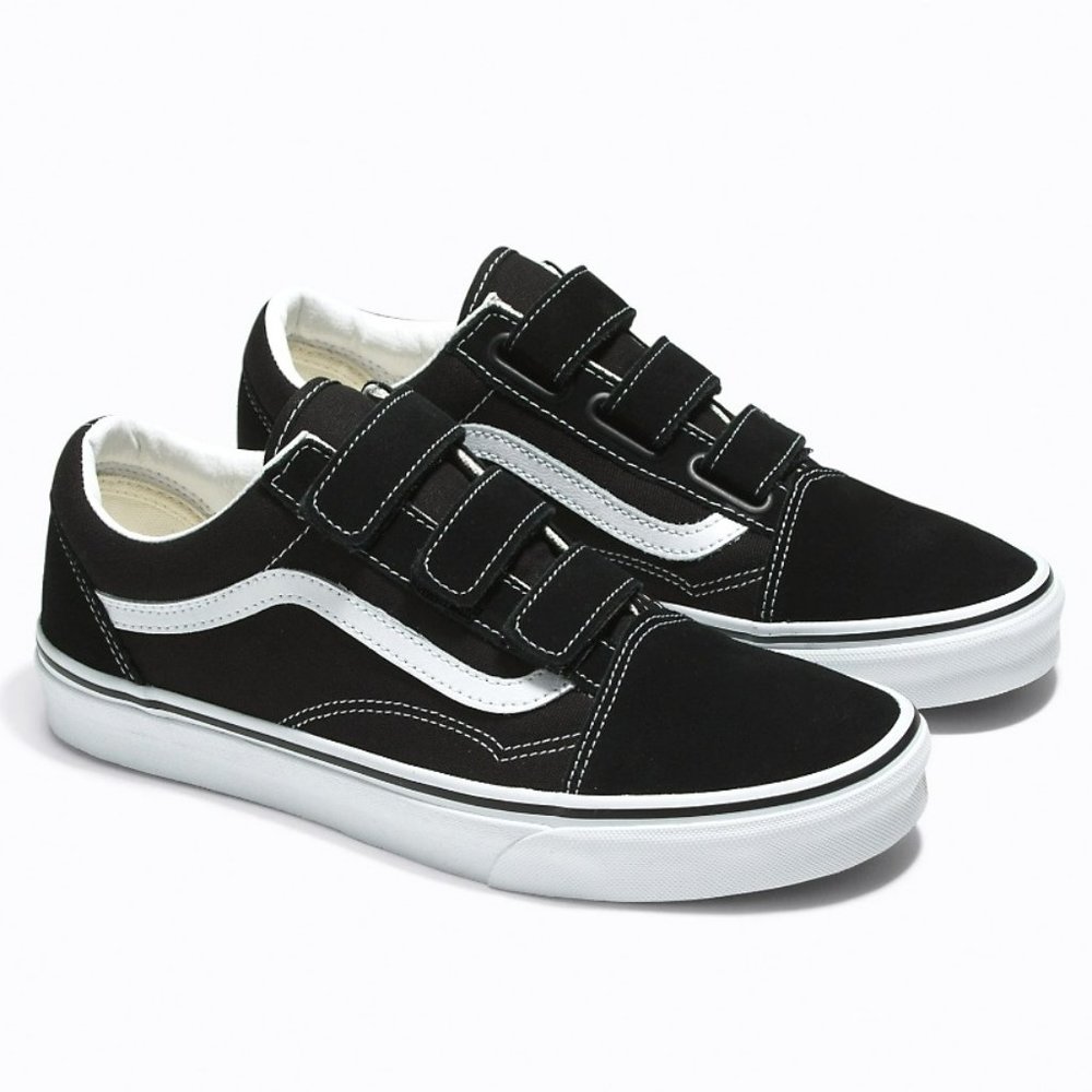 Old Skool V Suede Canvas Shoe